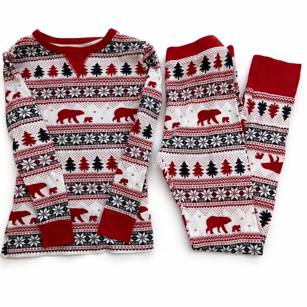 Kids pajamas red white size 6 fair isle